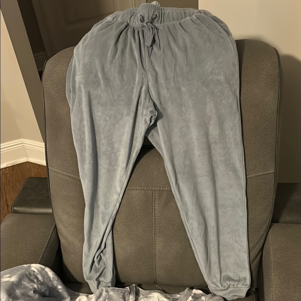 Cuddl Duds Blue-Gray Tie-Dye Top - Picture 2 of 6